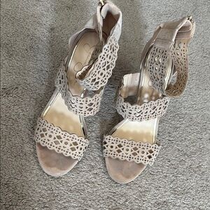 Elegant Beige Lace Sandals